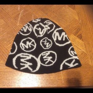 Michael Kors hat